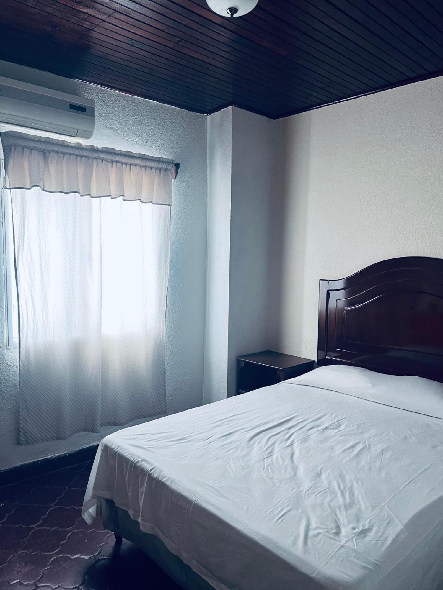 Los Guacamayos La Ceiba Exterior foto