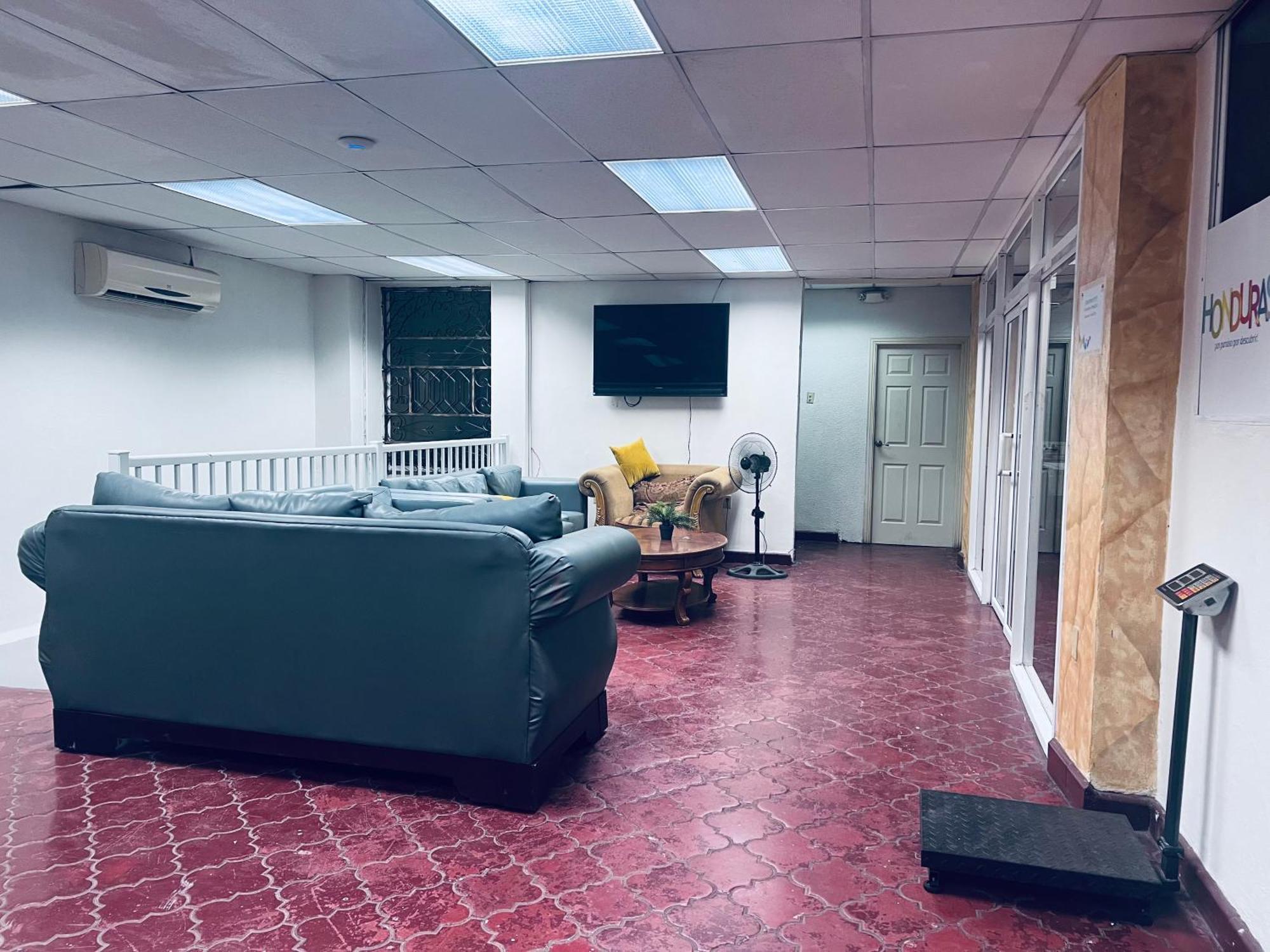 Los Guacamayos La Ceiba Exterior foto